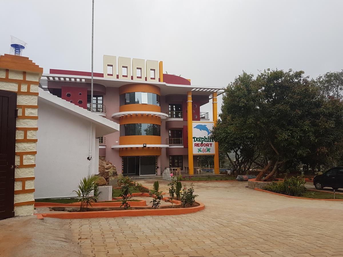 Dolphin Resort 耶拉吉里 外观 照片