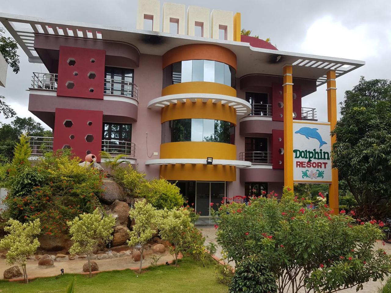 Dolphin Resort 耶拉吉里 外观 照片